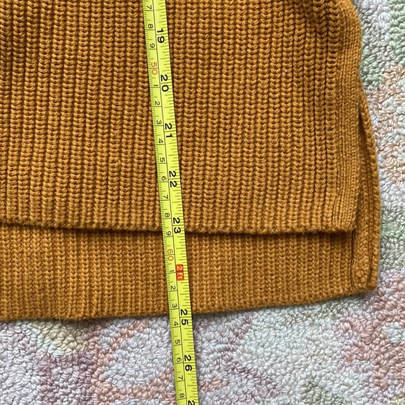 J Crew Cotton V neck sweater EUC - Picture 6 of 6